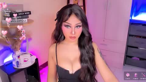 Snapshot of lil_m1ss_silly chatting on September 2025 12:39:01 PM Miss Lily online show from September 2025 12:39:01 PM