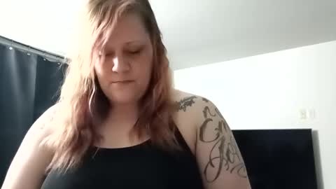 Snapshot of lil_nelli8 chatting on February 2026 07:47:01 AM lil_nelli8 online show from February 2026 07:47:01 AM