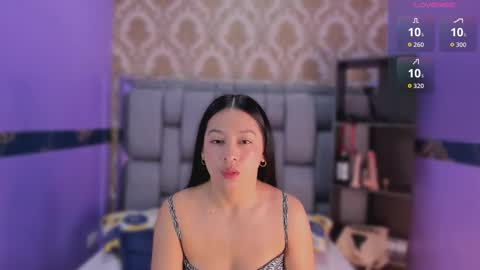 L I L A online show from November 2025 12:41:02 PM