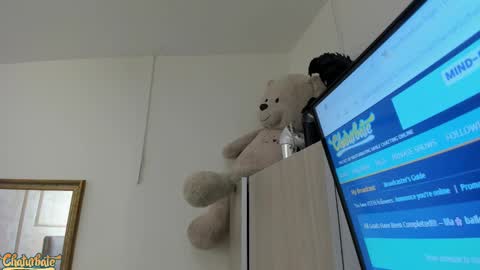 lila bailey  online show from October 2025 07:36:02 PM