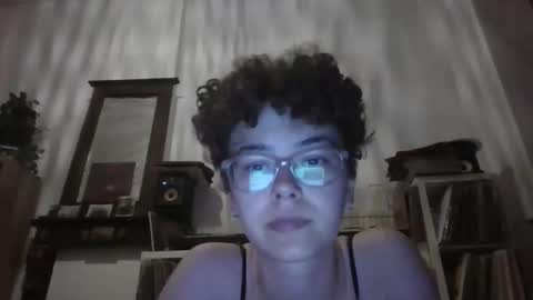 lilac_dreamsss online show from June 2026 02:33:02 AM