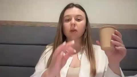 Lily online show from September 2025 08:13:02 PM