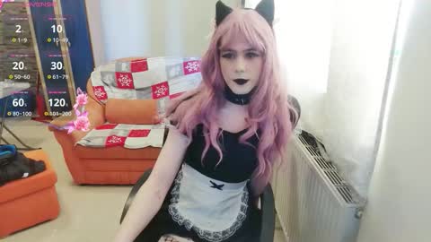 lilah_ts online show from October 2025 12:16:01 PM