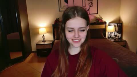 Snapshot of lilasparkling chatting on May 2026 04:19:01 AM LilaSparkling online show from May 2026 04:19:01 AM