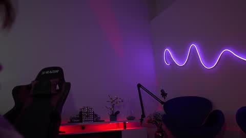 Snapshot of lilbeccaxo chatting on February 2026 06:25:02 PM Rebecca online show from February 2026 06:25:02 PM