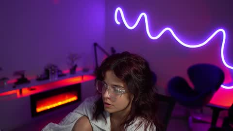 Snapshot of lilbeccaxo chatting on February 2026 06:31:01 AM Rebecca online show from February 2026 06:31:01 AM