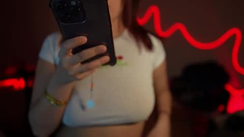 Snapshot of lilbeccaxo chatting on February 2026 06:33:02 AM Rebecca online show from February 2026 06:33:02 AM