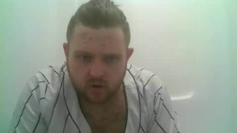 Snapshot of lilbratty_clouds_ogpuffdragon chatting on December 2024 02:48:02 PM lilbratty_clouds_ogpuffdragon online show from December 2024 02:48:02 PM