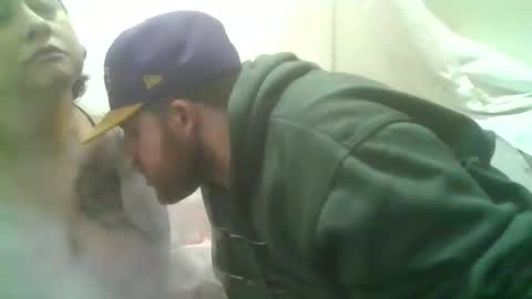 Snapshot of lilbratty_clouds_ogpuffdragon chatting on January 2025 12:25:02 AM lilbratty_clouds_ogpuffdragon online show from January 2025 12:25:02 AM