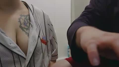 Snapshot of lilbratty_clouds_ogpuffdragon chatting on March 2025 08:30:02 AM lilbratty_clouds_ogpuffdragon online show from March 2025 08:30:02 AM