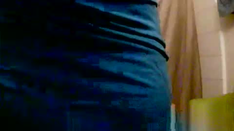 Snapshot of lilbratty_clouds_ogpuffdragon chatting on November 2025 10:14:02 AM lilbratty_clouds_ogpuffdragon online show from November 2025 10:14:02 AM