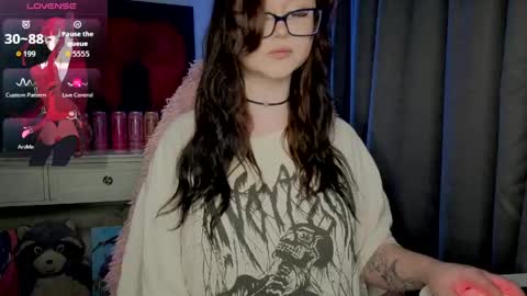 Snapshot of lilhornyprincess chatting on June 2026 06:31:01 PM Nika and Lori online show from June 2026 06:31:01 PM