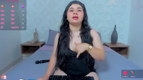 SALOME online show from January 2025 04:01:01 AM