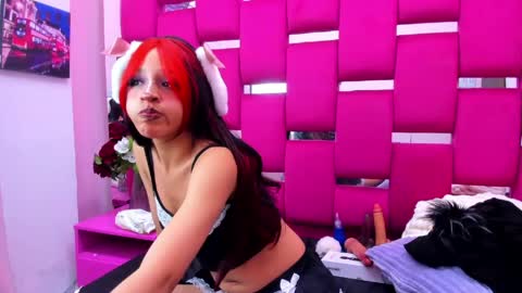 Snapshot of lili_starr chatting on June 2026 06:08:01 AM lili_starr online show from June 2026 06:08:01 AM