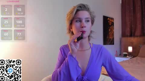 Lilian online show from October 2025 12:08:02 AM
