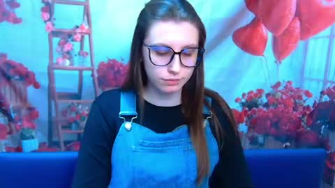 Snapshot of lilianashine chatting on April 2026 05:07:01 AM lilianashine online show from April 2026 05:07:01 AM