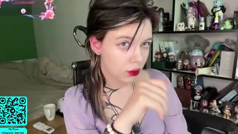 Snapshot of liliandaniels chatting on June 2026 07:11:01 AM Lilian online show from June 2026 07:11:01 AM