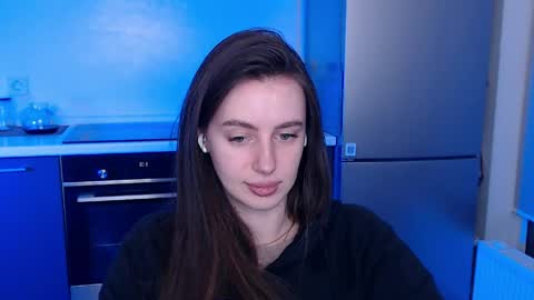 Lilu online show from April 2026 12:19:02 AM