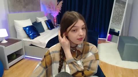 Lili Bakery online show from January 2025 03:30:01 AM