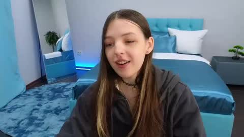 Lili Bakery online show from January 2025 02:37:01 AM