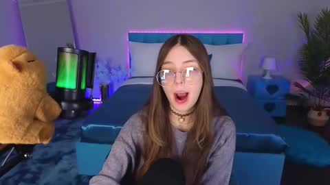 Lili Bakery online show from October 2025 01:37:02 AM