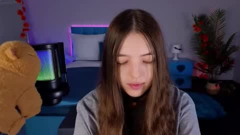 Lili Bakery online show from November 2025 03:05:02 AM