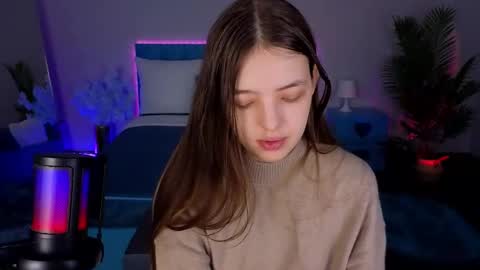 Lili Bakery online show from December 2025 03:33:01 AM