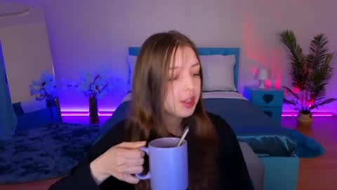 Snapshot of lilibakery chatting on June 2026 01:47:02 AM Lili Bakery online show from June 2026 01:47:02 AM