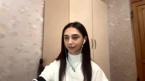 Snapshot of lilihalvorsen chatting on October 2025 10:30:01 PM Lina online show from October 2025 10:30:01 PM