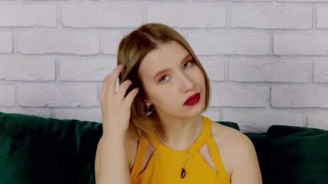 LiliLinn online show from January 2025 04:34:02 AM