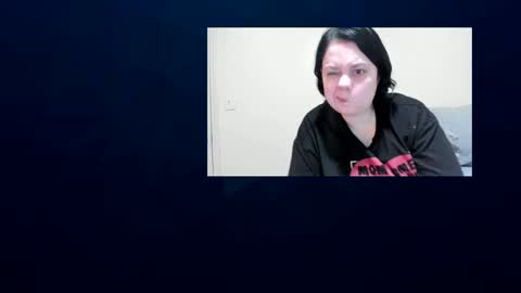 Snapshot of lilimariexx chatting on January 2025 04:21:01 AM Lili Marie online show from January 2025 04:21:01 AM