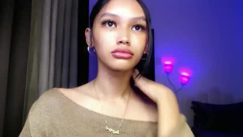 Snapshot of lilit_sensual chatting on April 2026 09:13:01 AM Chloe online show from April 2026 09:13:01 AM