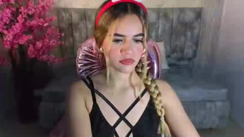 Lilith  online show from November 2025 03:19:02 AM