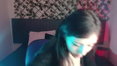 Lilith Patton  online show from April 2026 12:38:01 PM