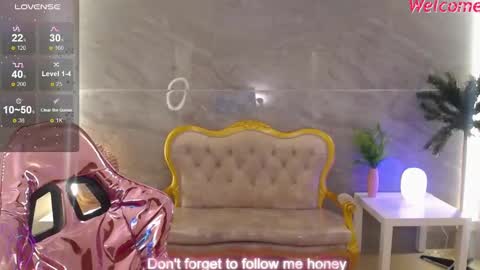 Lilith  online show from February 2025 01:10:01 PM