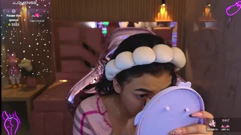 Lilith  online show from September 2025 03:08:02 AM