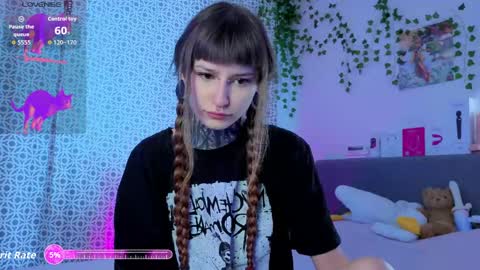 Snapshot of lilith_poison chatting on June 2026 06:00:02 PM lilith_poison online show from June 2026 06:00:02 PM