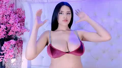 Snapshot of lilithadams11 chatting on November 2025 09:43:02 AM online show from November 2025 09:43:02 AM