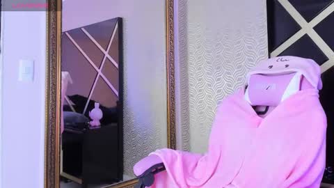 Lilith online show from December 2024 08:12:02 PM