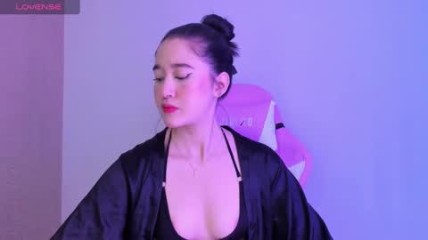 Lilith online show from February 2025 08:15:02 PM