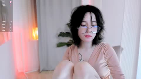 Lilith online show from February 2025 01:23:01 AM