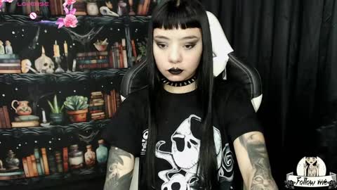   online show from December 2024 02:15:02 AM