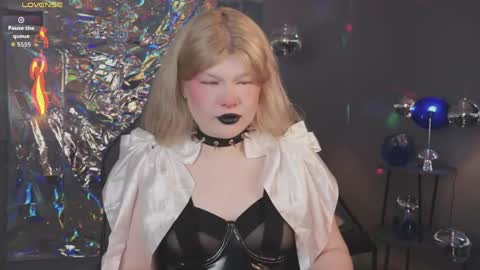 LilithNelson online show from April 2026 04:46:02 AM