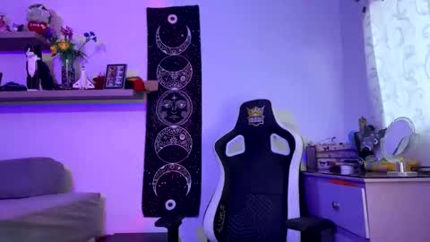 Snapshot of lilithstar_666 chatting on September 2025 10:11:02 PM Lilith morningstar Independent Model Helpme to reach 100 likes online show from September 2025 10:11:02 PM