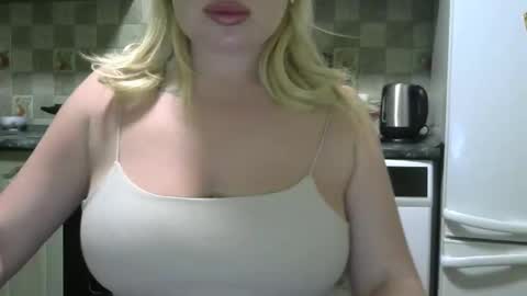 Snapshot of liliya133244 chatting on May 2026 10:08:02 PM liliya133244 online show from May 2026 10:08:02 PM
