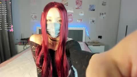 Snapshot of lilla_kiem chatting on February 2026 11:54:01 AM Chaerin online show from February 2026 11:54:01 AM