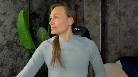 Snapshot of lillian_white1 chatting on May 2026 12:50:01 AM lillian_white1 online show from May 2026 12:50:01 AM