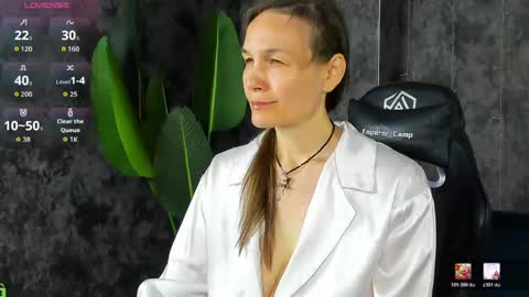 Snapshot of lillian_white1 chatting on June 2026 12:36:02 AM lillian_white1 online show from June 2026 12:36:02 AM