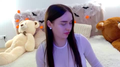 Snapshot of lilliana_moon chatting on November 2025 10:15:02 AM lilliana_moon online show from November 2025 10:15:02 AM