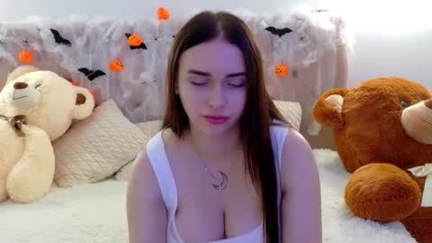 Snapshot of lilliana_moon chatting on November 2025 07:42:02 AM lilliana_moon online show from November 2025 07:42:02 AM